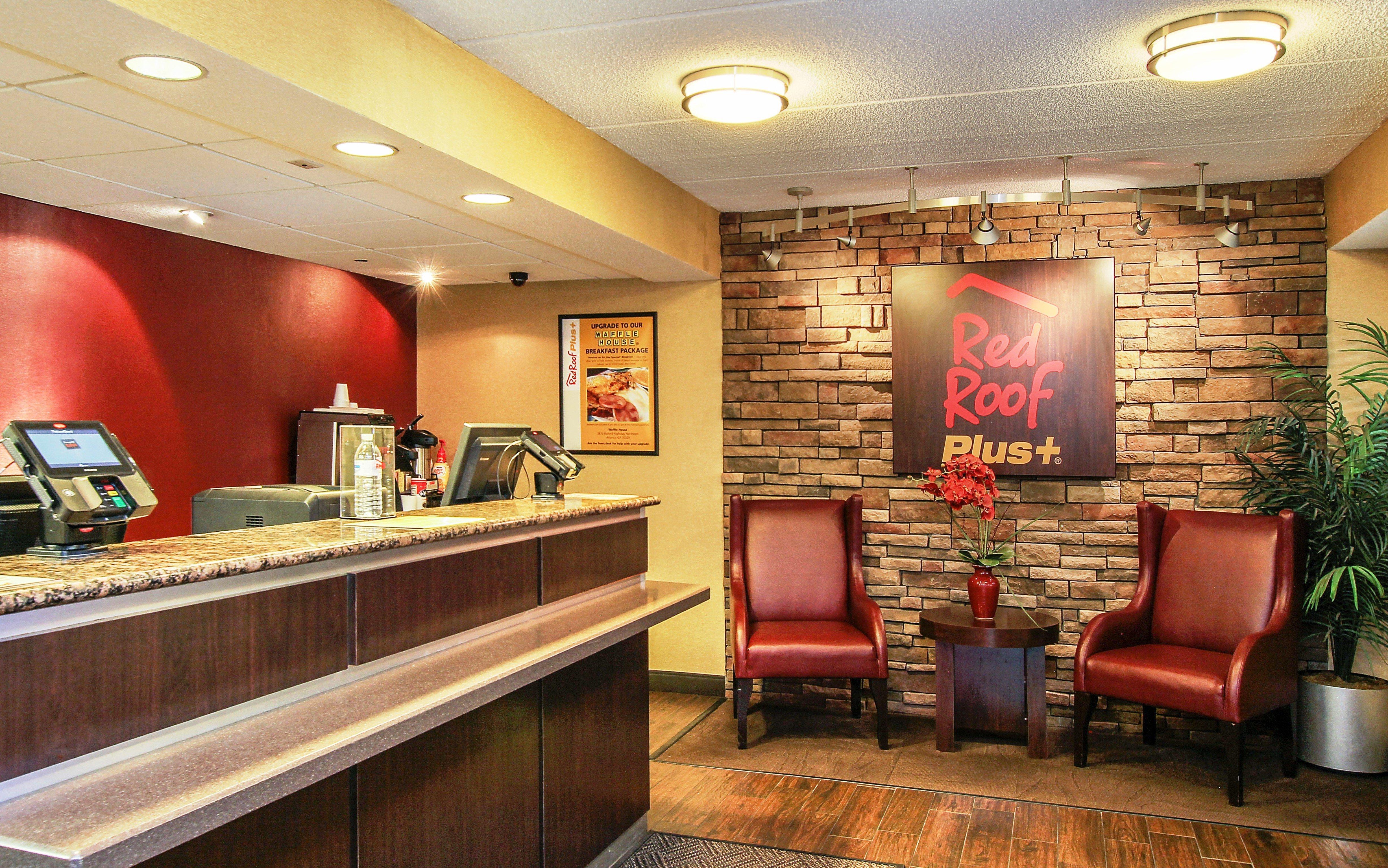 Red Roof Inn Plus+ Atlanta - Buckhead Druid Hills Exterior foto